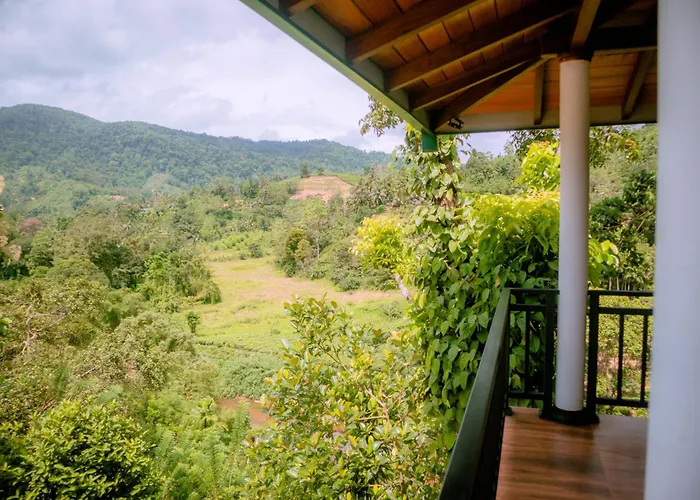 Evergreen Villa - SinharajaVilla